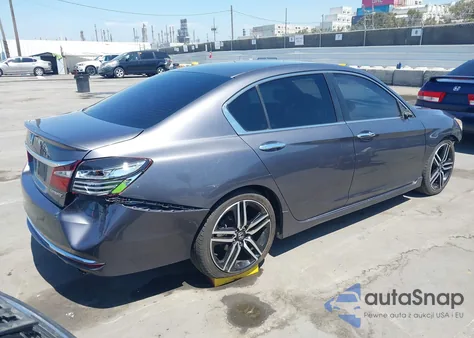 2017 Honda Accord Sport z USA, uszkodzony, nr VIN 1HGCR2F58HA043879